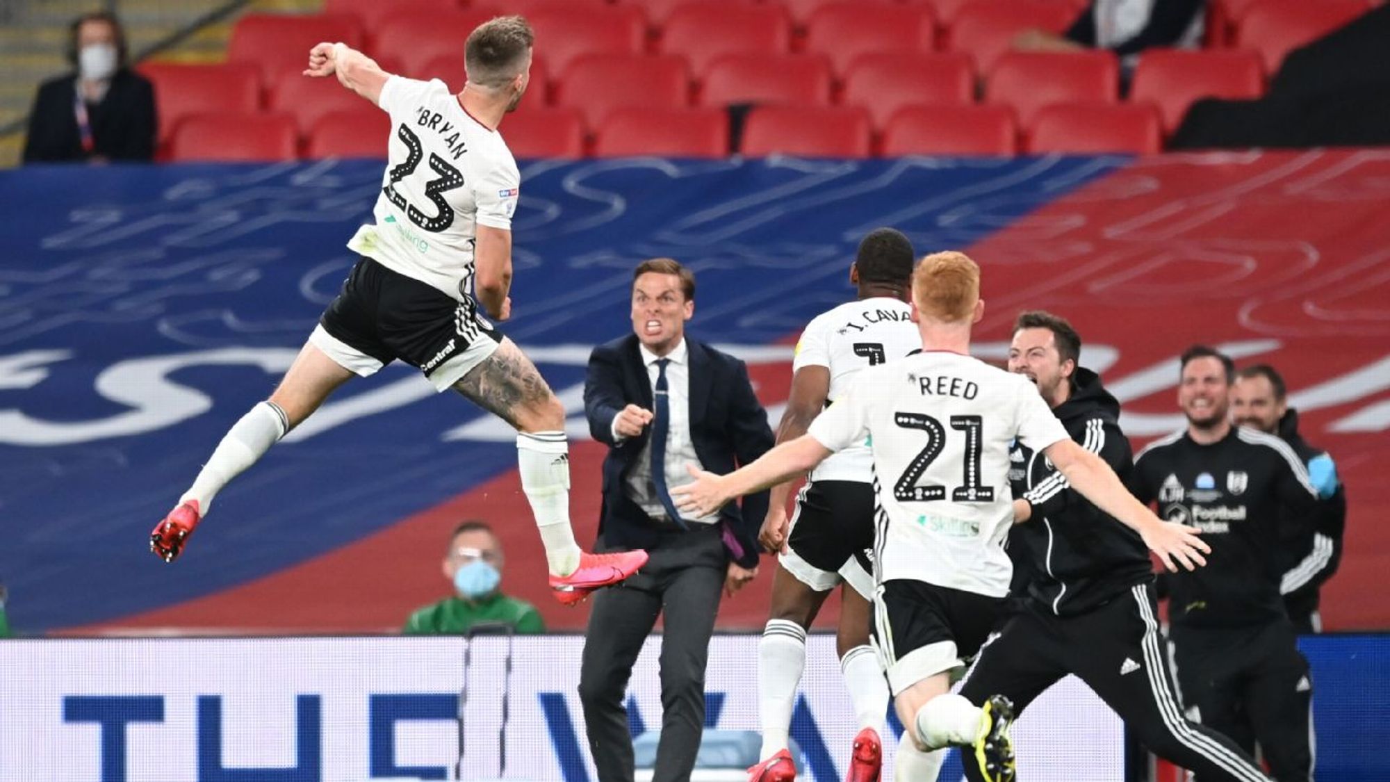 激烈竞争 激烈竞争